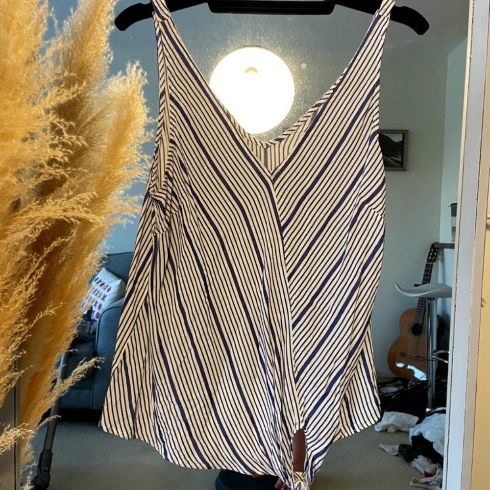 Flowing tank top